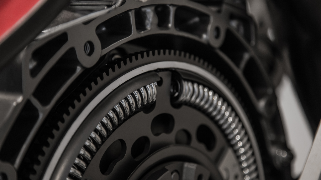 Imagen de cerca de un volante bimasa